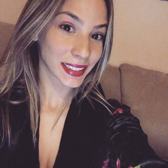 Meet your Posher, Marielle - Picture 1 of 1